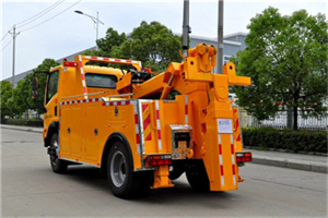 灵石高速路拖车费